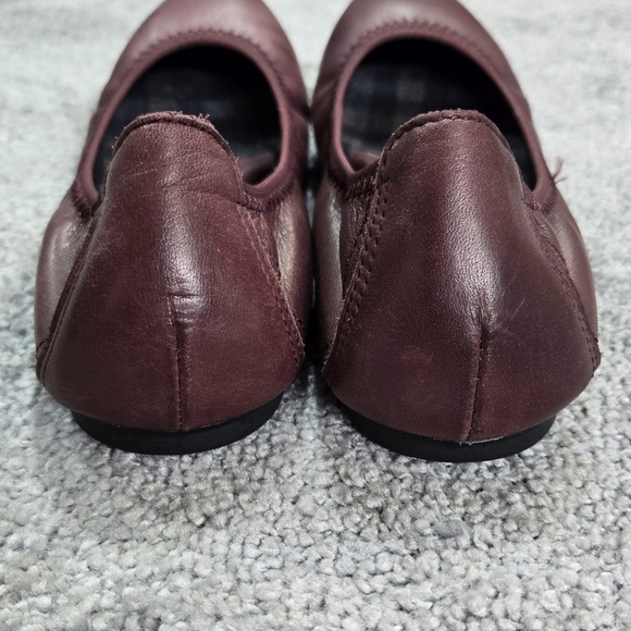Born Rozalee Burgundy Leather Pointed Toe Ballet Flat Comfy Business Casual - Picture 5 of 11